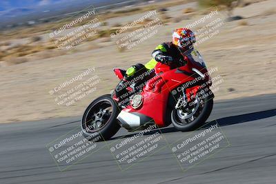 media/Jan-09-2022-SoCal Trackdays (Sun) [[2b1fec8404]]/Turn 8 (1045am)/